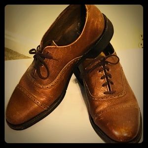 Vintage walk-over with vibram sole